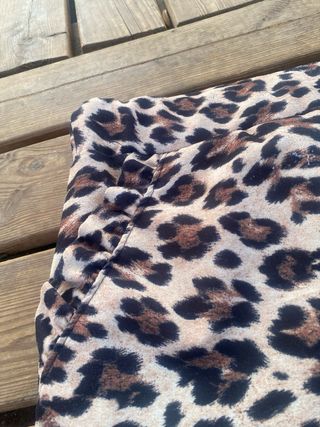 Falda Leopardo  Falda roja