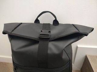 Mochila Halfar negra - Impermeable - Sin estrenar.