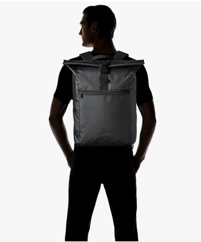 Mochila Halfar negra - Impermeable - Sin estrenar.