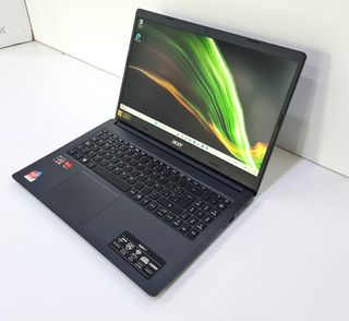 ACER Aspire 15.6" AMD Ryzen 5 3500U 8GB 256GB SSD 