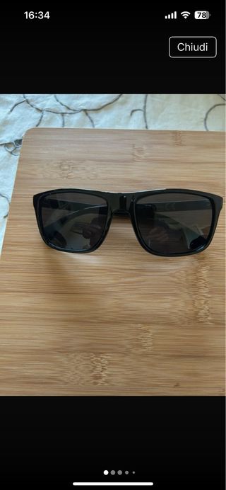 Occhiali da sole neri unisex logo aquila armani