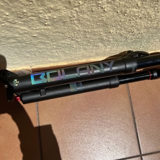 BOLANY 27.5 suspensión neumática, horquilla