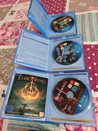 Dark Souls Trilogy PS4 (PlayStation 4)