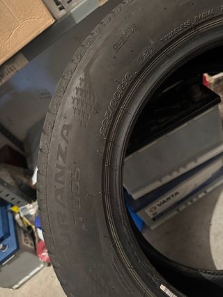  UNA Bridgestone 205/60R16 92H