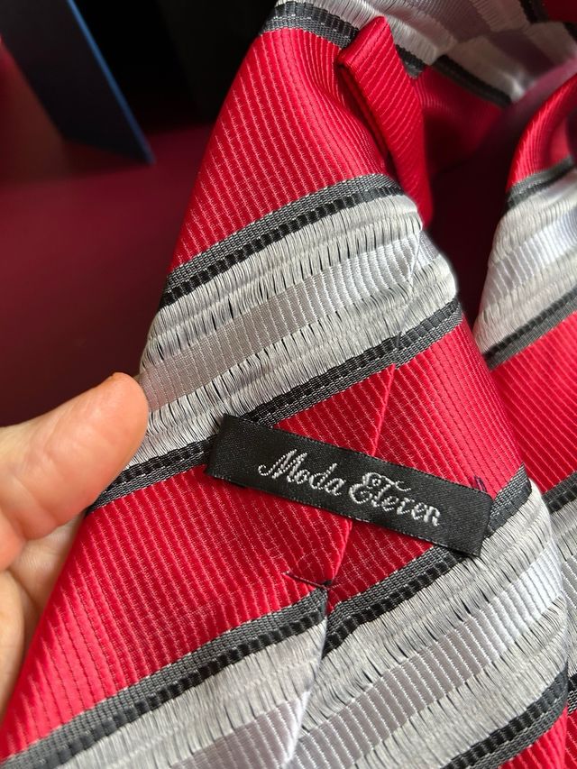 Completo cravatta, gemelli e fazzoletto