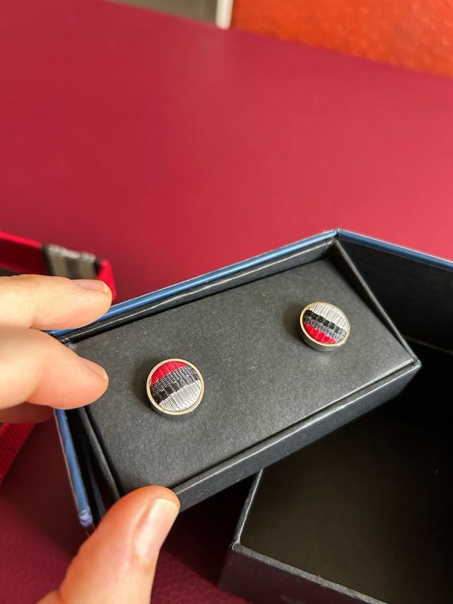 Completo cravatta, gemelli e fazzoletto