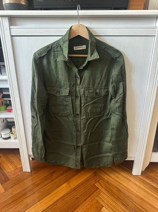 Camisa Zara verde oliva