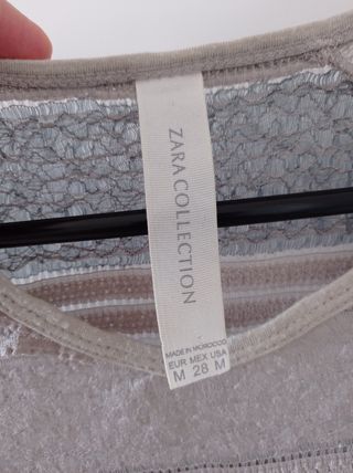 Camiseta Zara Collection azul con transparencias