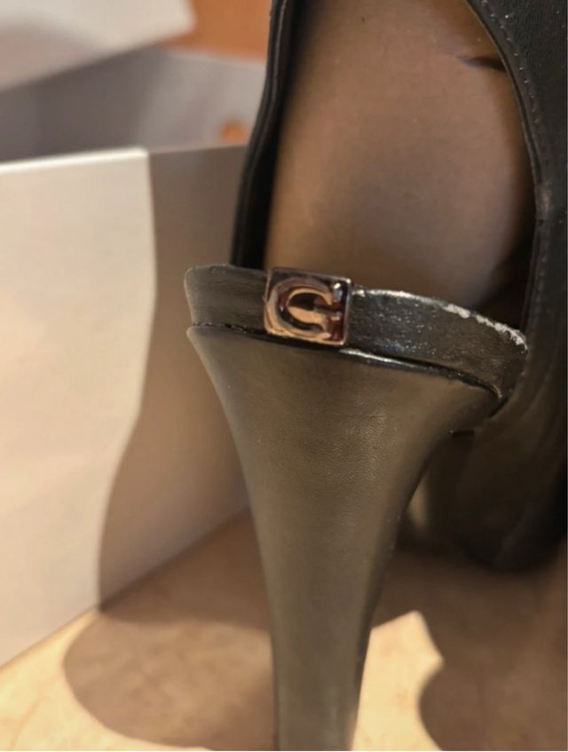 Botas altas GUESS negras