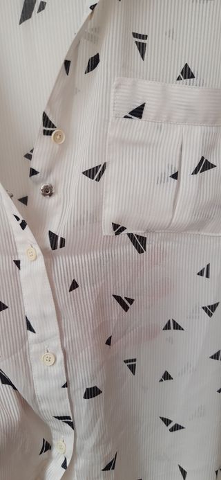 Camisa blanca vintage - Triángulos