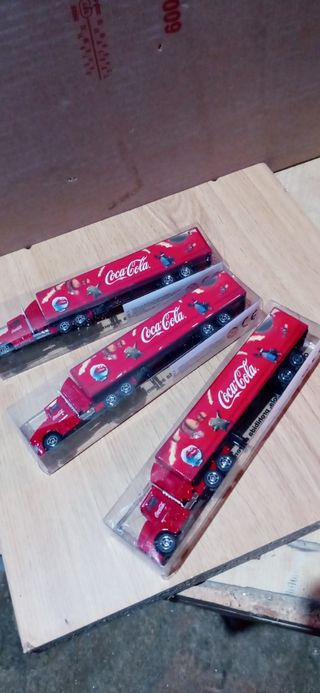 3 camiones Coca-Cola 1/87