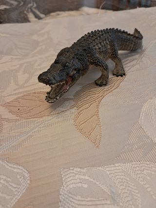 Cocodrilo Schleich escala 1:10 ideal Madelman 