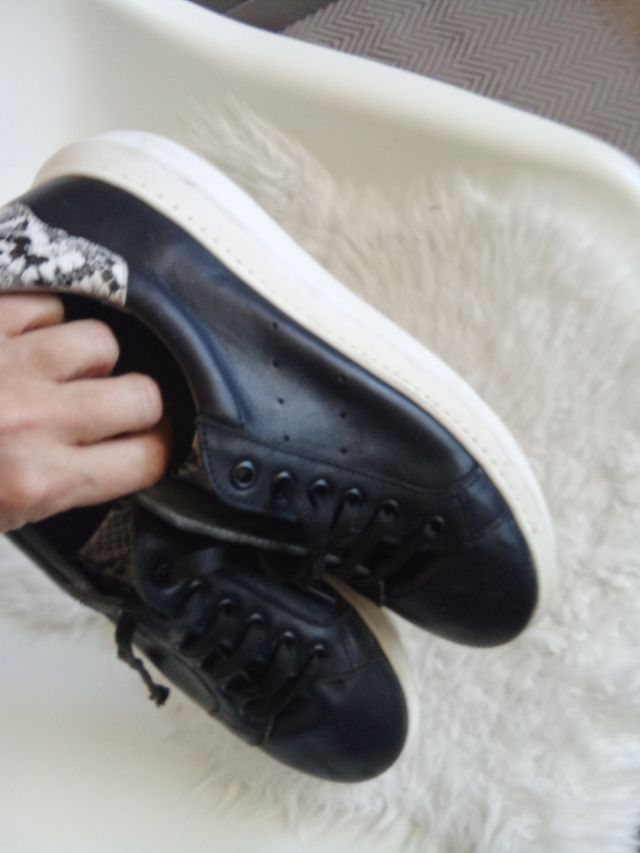 sapatilhas plataforma em pele - branco e preto