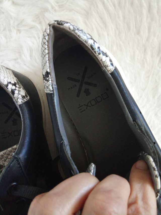 sapatilhas plataforma em pele - branco e preto