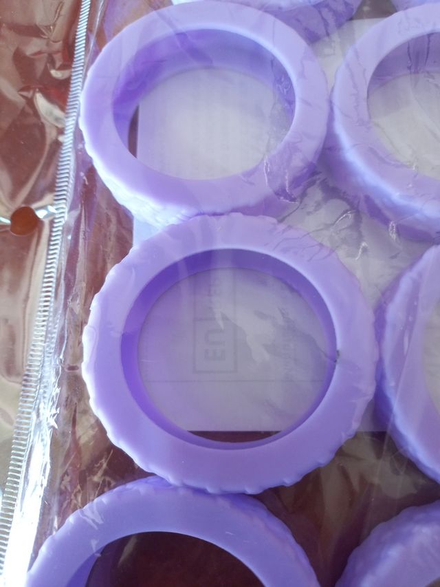 8 Protectores de ruedas Maletas Morados