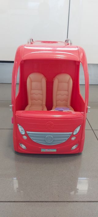 Autocaravana Barbie: ¡A viajar!