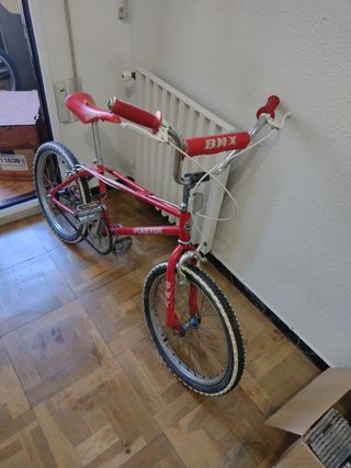 Bicicleta BMX Forever clásica