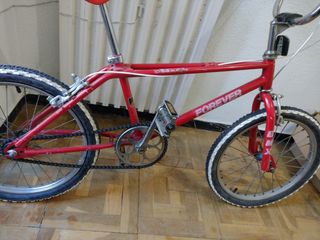 Bicicleta BMX Forever clásica