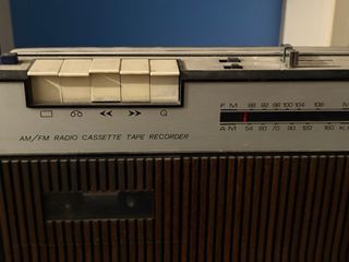 3Radio antigua Grundig - Funcionamiento desconocid