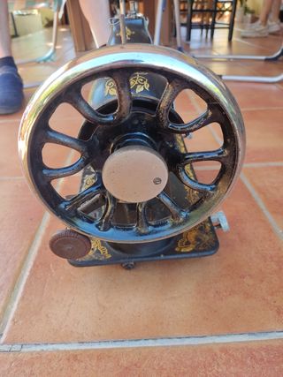 Máquina coser Singer antigua