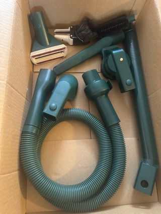 Aspiradora Vorwerk Kobold VK121 mas accesorios