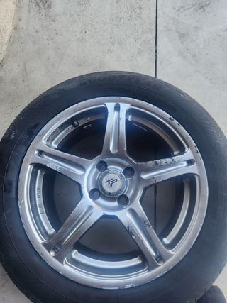 Llantas Renault 16" usadas