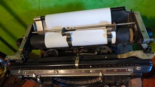 Máquina escribir Underwood antigua