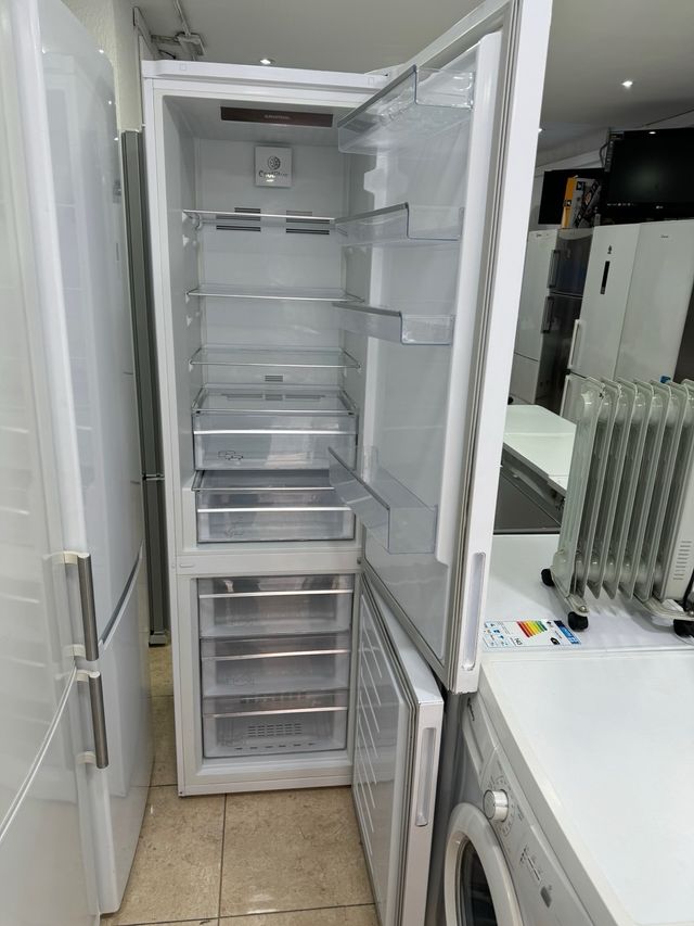 Nevera Grundig - 2 puertas