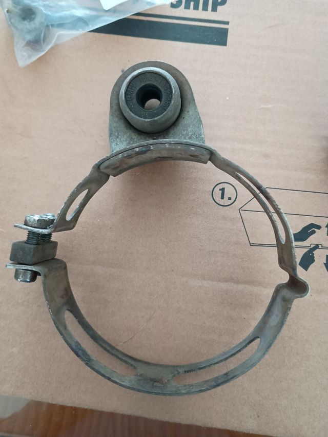 Brida escape BMW R 1200 R/RT