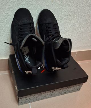 Nike Air Jordan Retro - Black/Blue