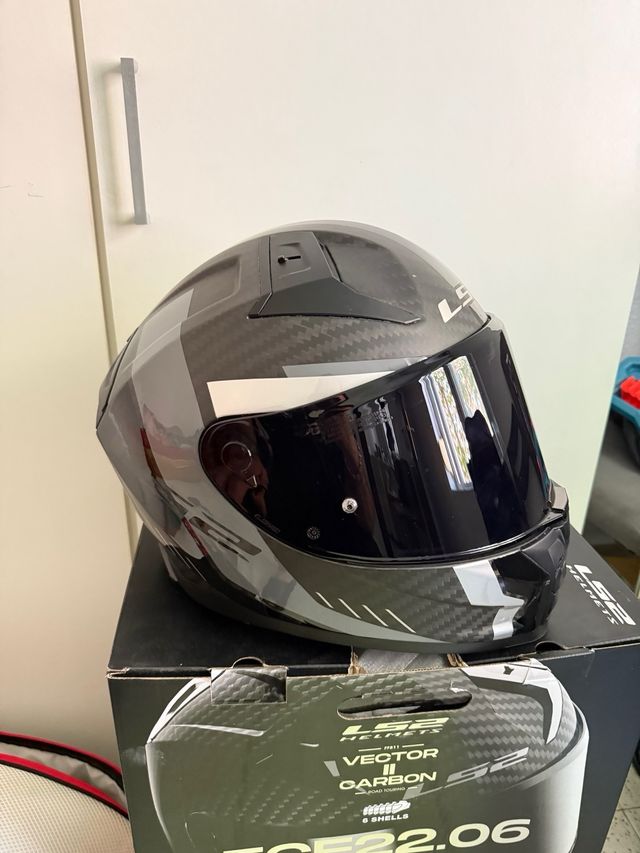 Casco LS2 Vector II Carbon talla XL