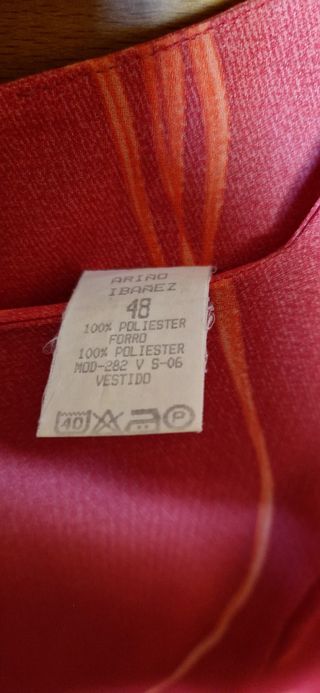 Vestido vintage,  rojo estampado flores.