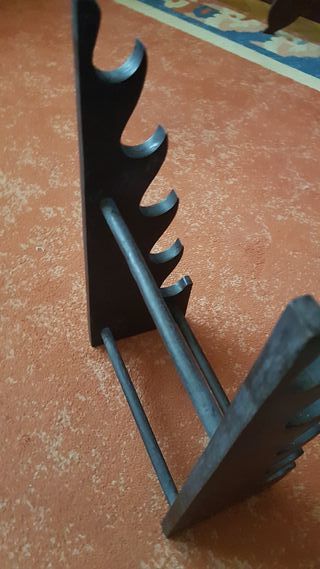Mobile espositore per spade katana
