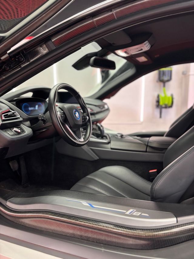 BMW i8 2020