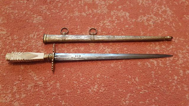 Antigua daga decoración hueso