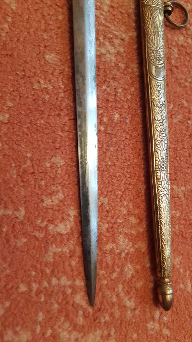 Antigua daga decoración hueso