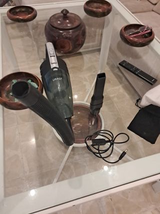Aspirador de mano URAQT