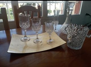 Cristalería 48 piezas de cristal tallada