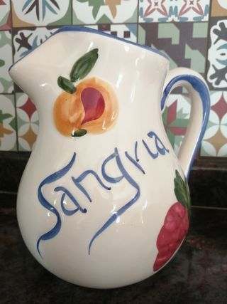 Jarra sangría con 4 tazas a juego