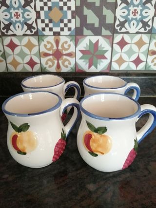 Jarra sangría con 4 tazas a juego