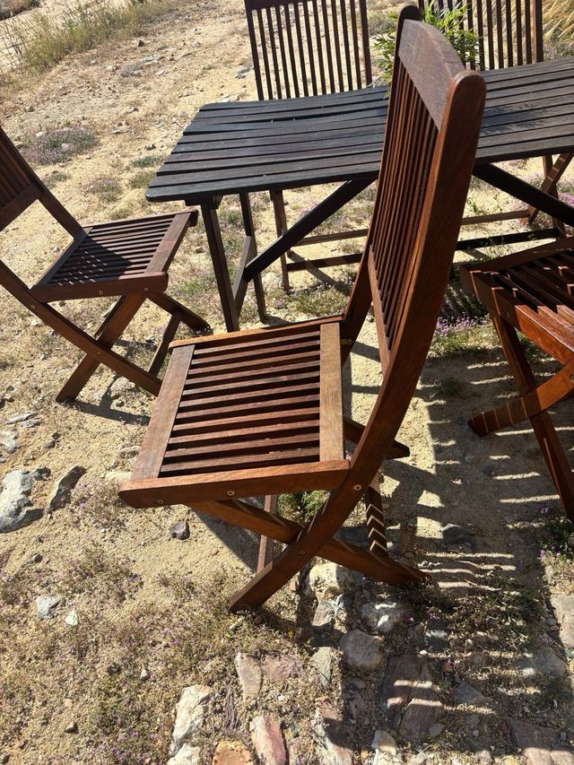 Conjunto mesa sillas jardín -madera  escucho ofert