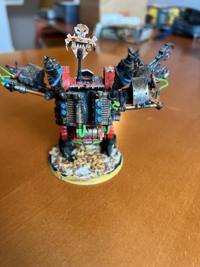 Dreadnought Orko 40k pintado profesional