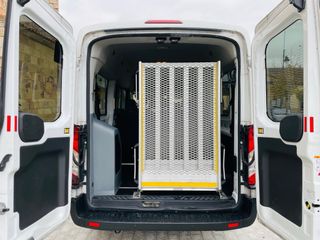 Ford Transit 9plazas ( minusvalidos)