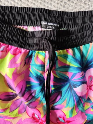 Shorts Calzedonia multicolor talla S