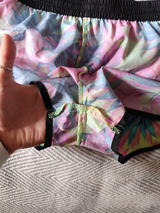 Shorts Calzedonia multicolor talla S