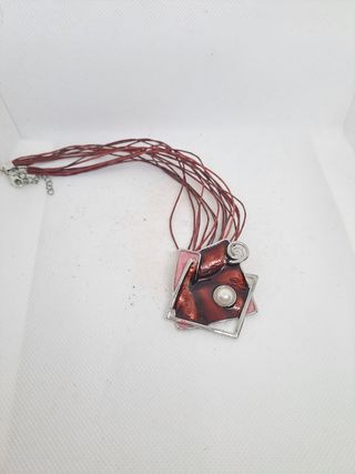 Collana vintage marrone rosa