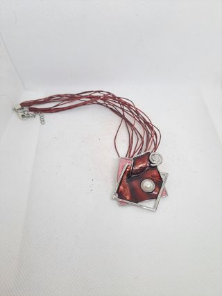 Collana vintage marrone rosa