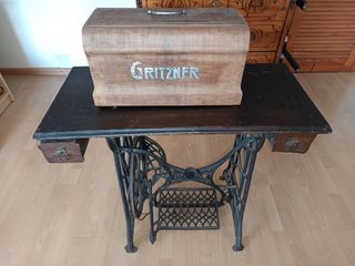 Máquina coser GRITZNER antigua