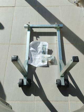 Caballete moto. Marca Becker Technik. Para BMW.