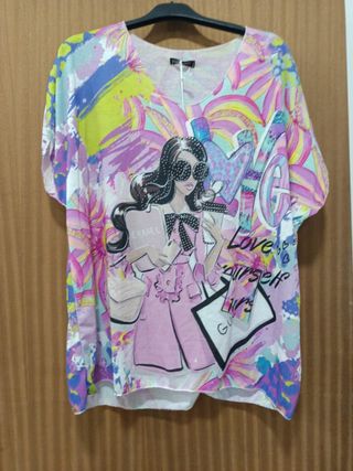 Camiseta multicolor estampada